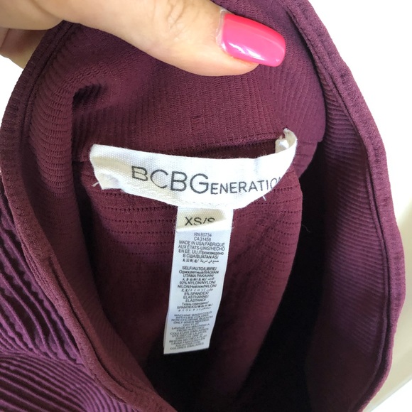 🍦 2/$30🍦 BCBG Burgundy High Waisted Pencil Skirt - Picture 5 of 5